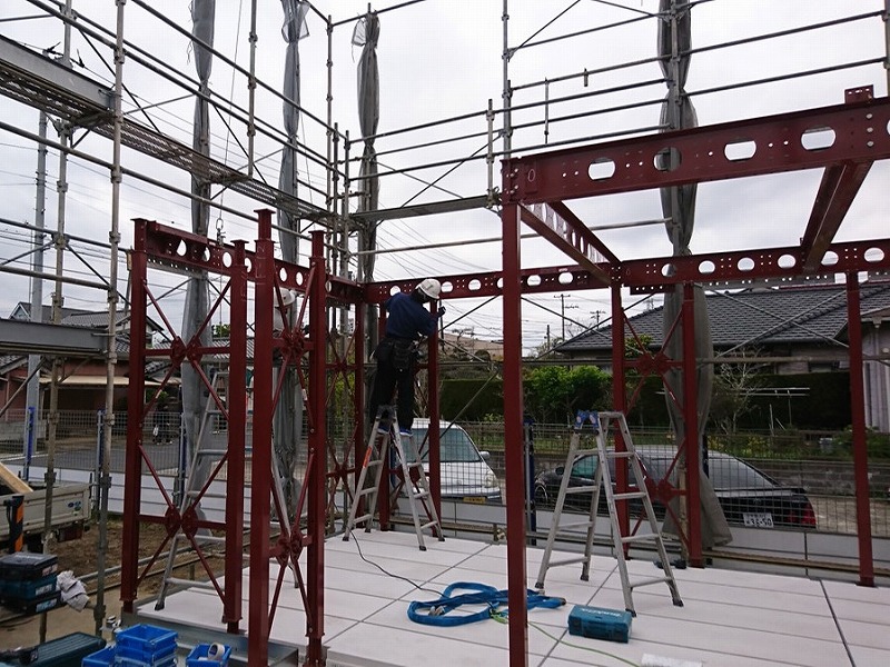 鉄骨建て方工事